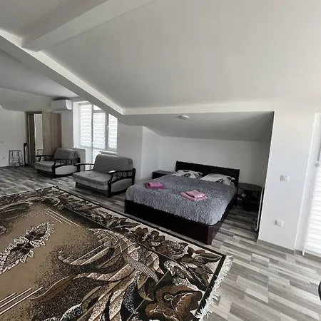 в центрі трускавця Apartment